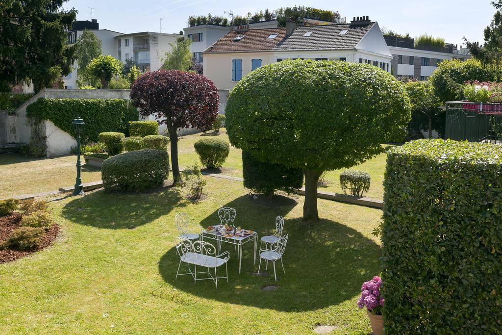 Hotel Albert 1Er Rueil-Malmaison Buitenkant foto