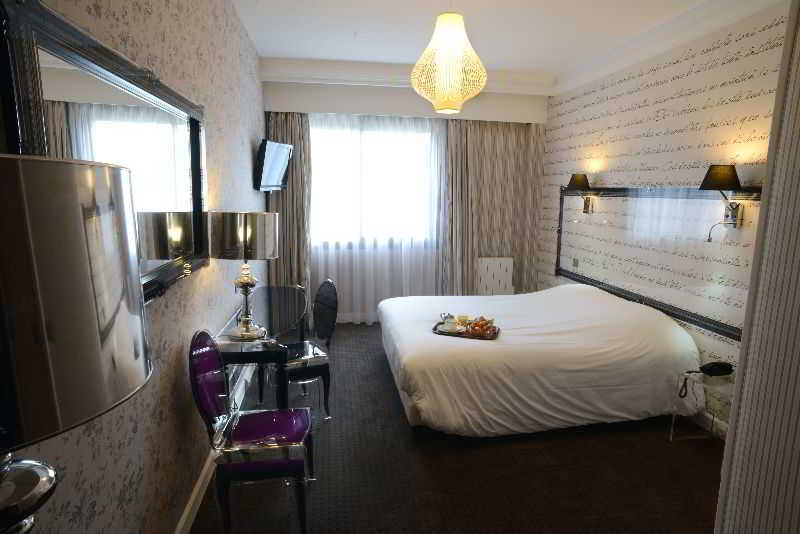 Hotel Albert 1Er Rueil-Malmaison Buitenkant foto