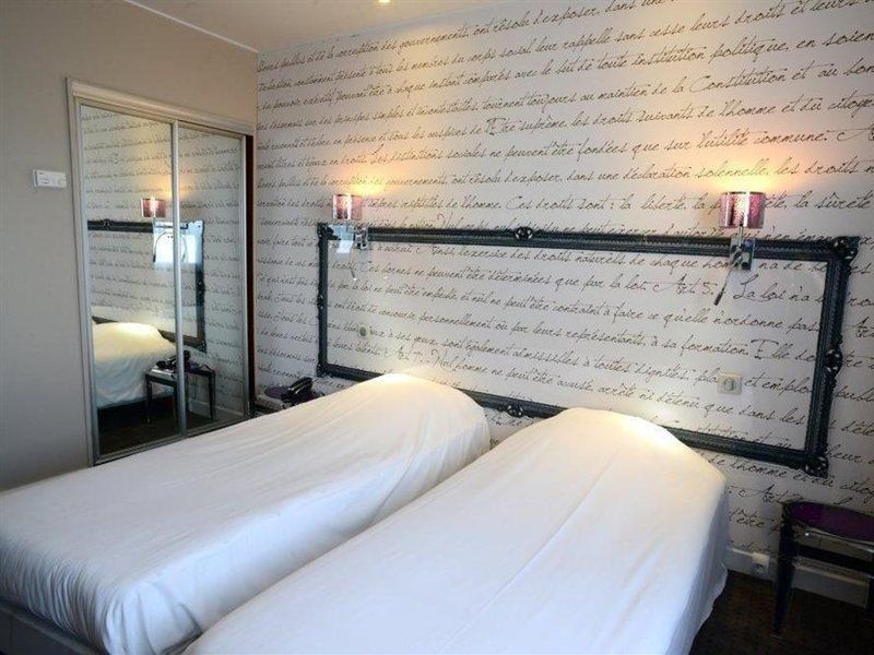Hotel Albert 1Er Rueil-Malmaison Buitenkant foto
