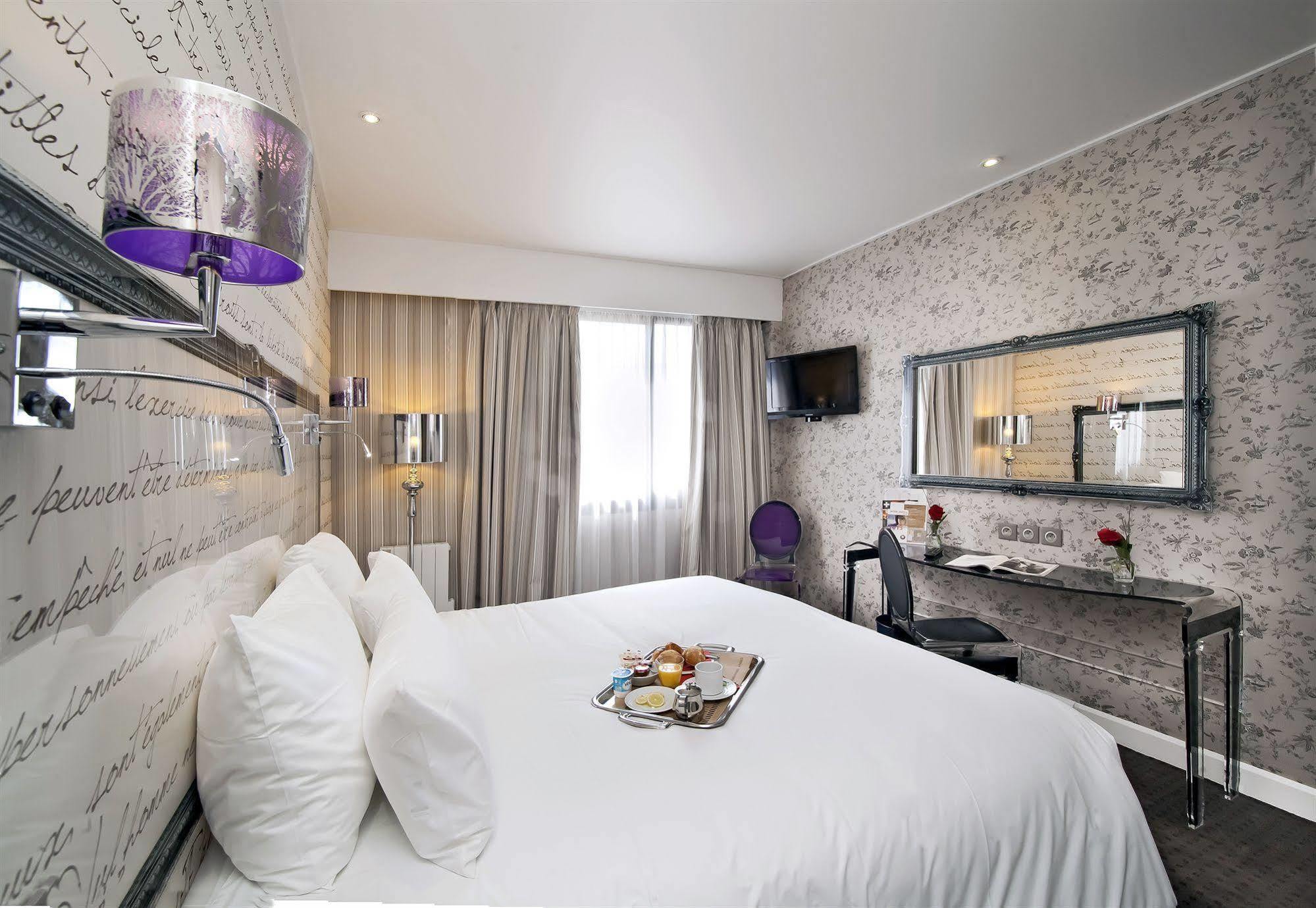 Hotel Albert 1Er Rueil-Malmaison Buitenkant foto