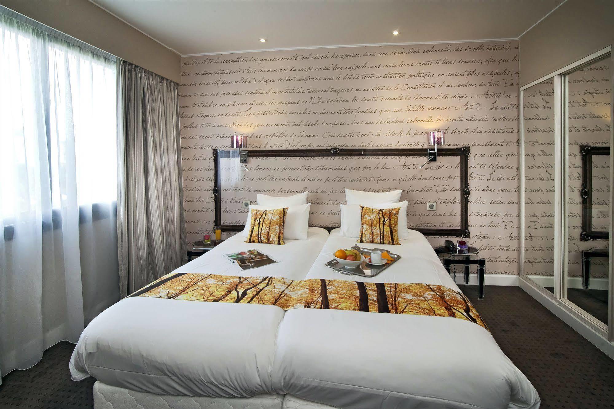 Hotel Albert 1Er Rueil-Malmaison Buitenkant foto