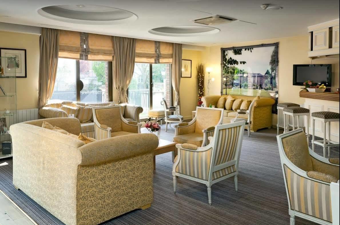 Hotel Albert 1Er Rueil-Malmaison Buitenkant foto